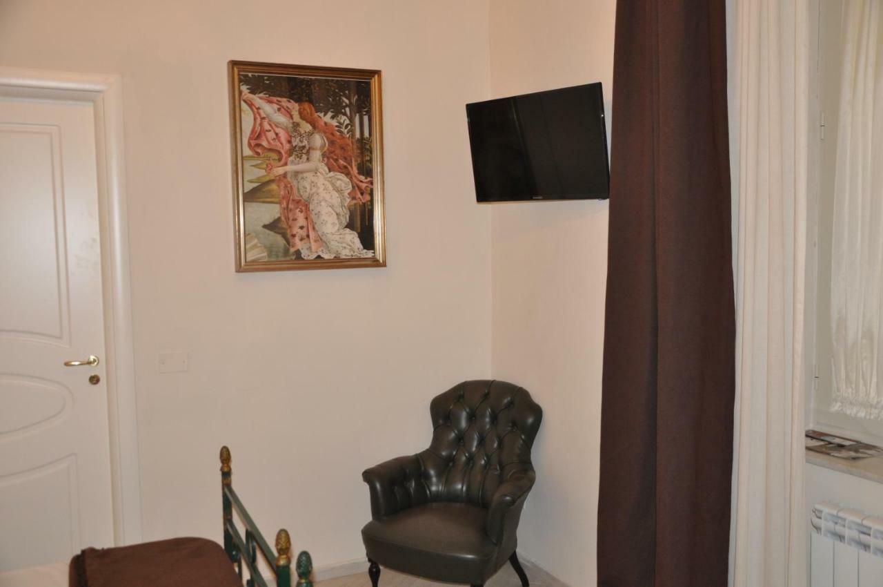 לינה וארוחת בוקר נאפולי Domus Borbonica מראה חיצוני תמונה